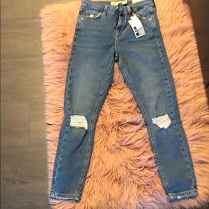 NWT Topshop Jamie Jeans, new with tags, never worn
